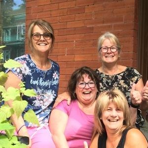 Meet your Posher, Danielle